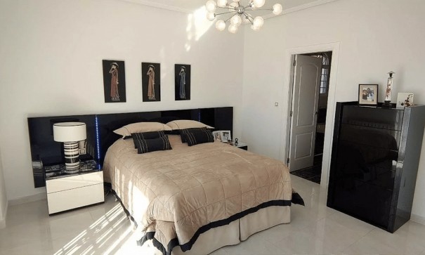 Sale - Detached Villa -
Pinoso