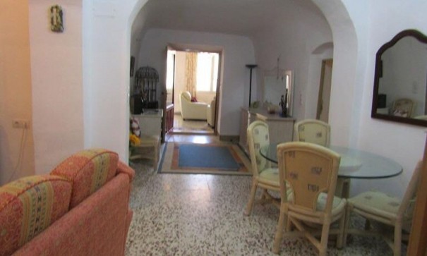 Herverkoop - Finca Landelijk pand -
La Romana