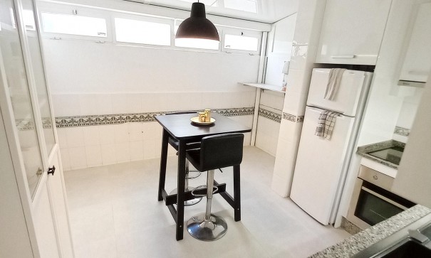 Videresalg - Byhus -
Algorfa