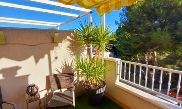 Videresalg - Byhus -
Algorfa