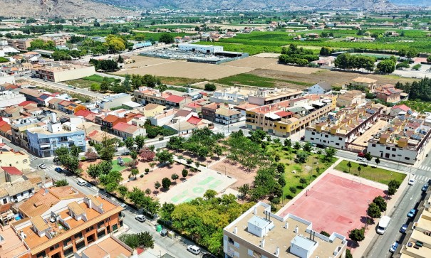 Återförsäljning - Villa i parhus -
Orihuela - Los Desamparados