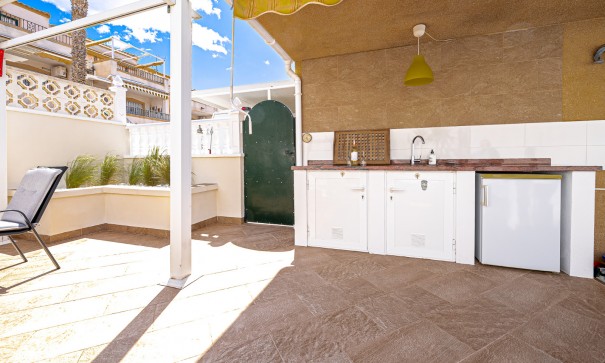 Sale - Detached Villa -
Villamartín - Montegolf