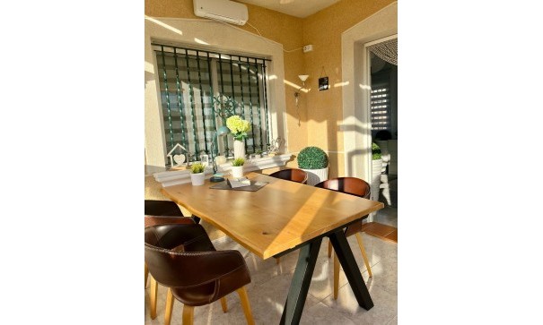 Sale - Detached Villa -
Villamartín - Montegolf