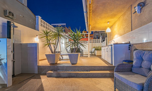 Sale - Detached Villa -
Villamartín - Montegolf