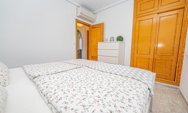 Sale - Detached Villa -
Villamartín - Montegolf