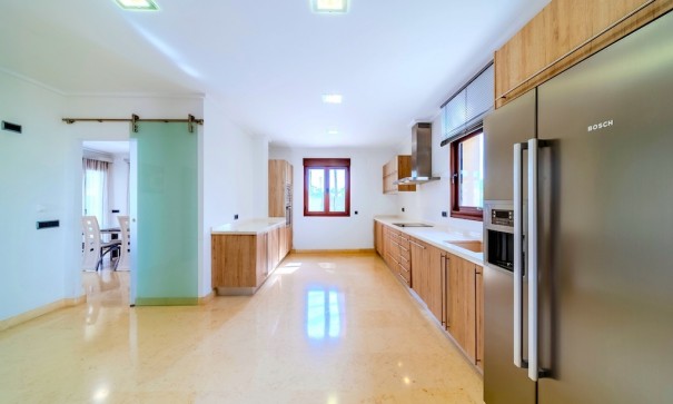 Återförsäljning - Fristående villa -
Cabo Roig