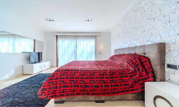 Återförsäljning - Fristående villa -
Cabo Roig