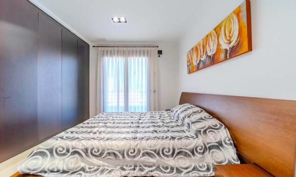 Återförsäljning - Fristående villa -
Cabo Roig