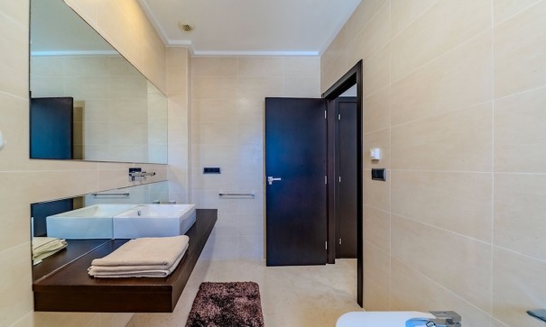 Återförsäljning - Fristående villa -
Cabo Roig