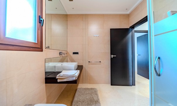 Återförsäljning - Fristående villa -
Cabo Roig