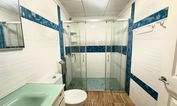 Videresalg - Lejlighed lejlighed -
Torrevieja - Playa del cura