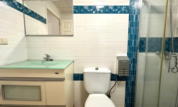 Videresalg - Lejlighed lejlighed -
Torrevieja - Playa del cura