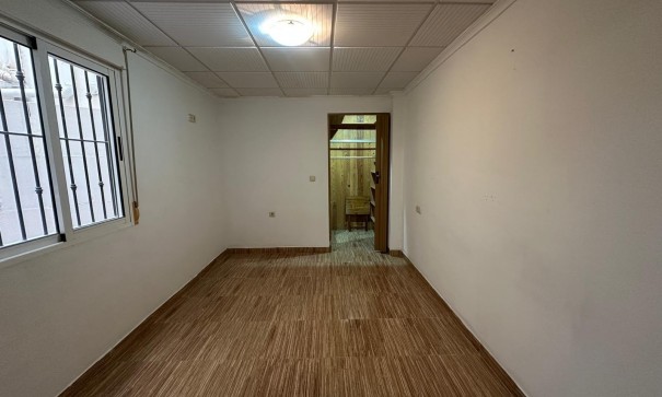 Videresalg - Lejlighed lejlighed -
Torrevieja - Playa del cura