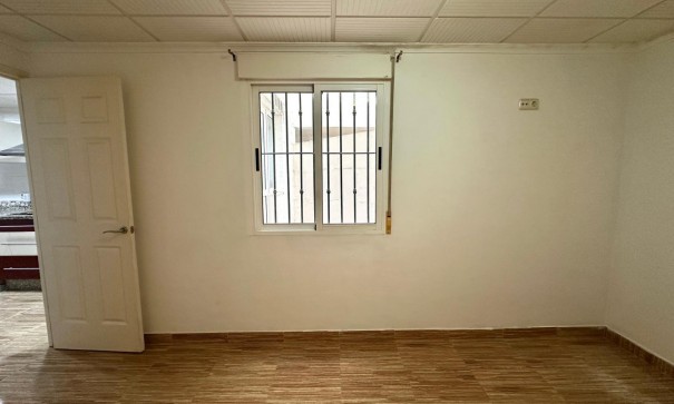 Videresalg - Lejlighed lejlighed -
Torrevieja - Playa del cura