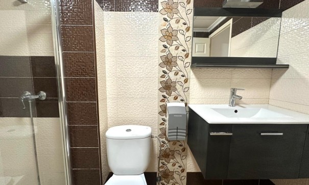 Videresalg - Lejlighed lejlighed -
Torrevieja - Playa del cura