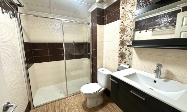 Videresalg - Lejlighed lejlighed -
Torrevieja - Playa del cura