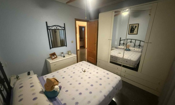 Resale - Stadthaus -
Almoradí