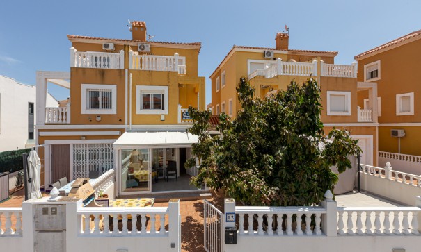 Maison de ville - Revente - La Zenia -
                La Zenia