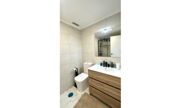 Sale - Apartment Flat -
Torrevieja - Punta prima