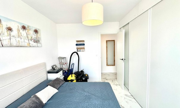 Sale - Apartment Flat -
Torrevieja - Punta prima