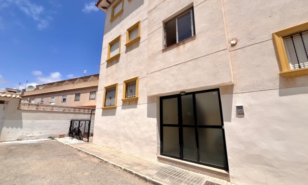 Videresalg - Lejlighed lejlighed -
La Zenia