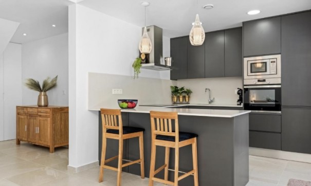 Resale - Freistehende Villa -
San Miguel de Salinas