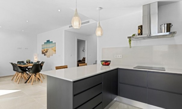 Resale - Freistehende Villa -
San Miguel de Salinas