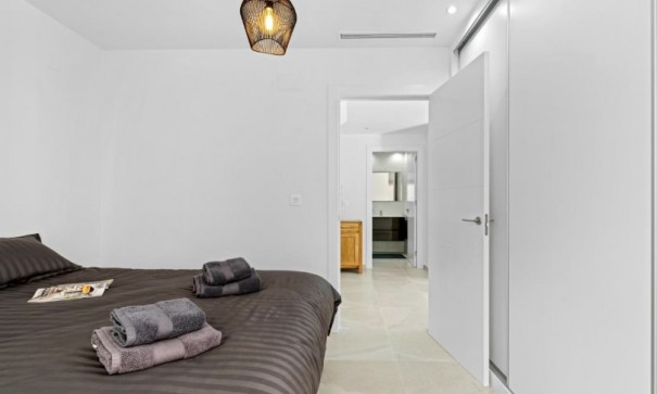 Resale - Freistehende Villa -
San Miguel de Salinas