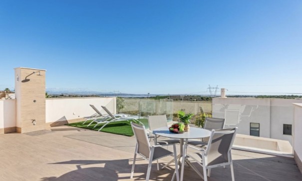 Resale - Freistehende Villa -
San Miguel de Salinas