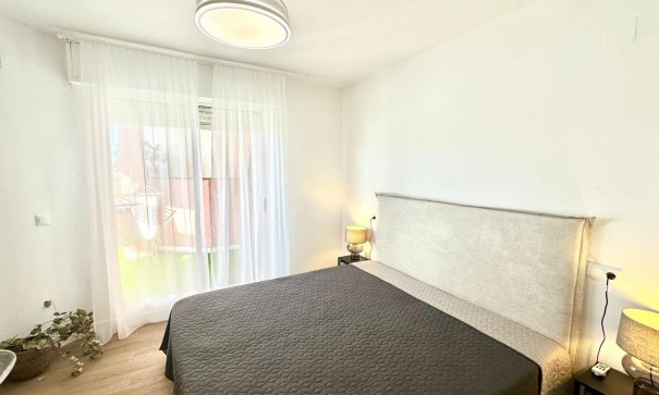 Sale - Apartment Flat -
Torrevieja - Centro