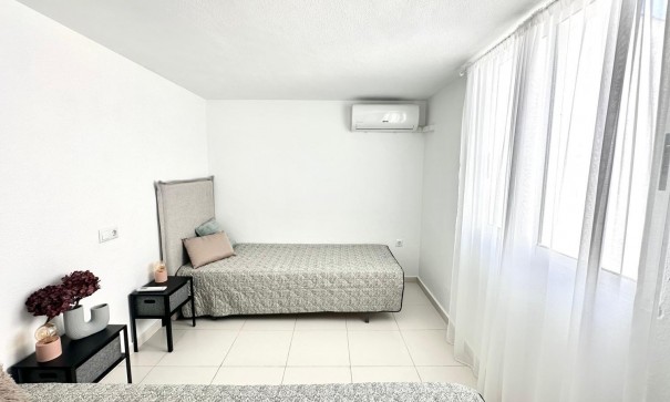 Sale - Apartment Flat -
Torrevieja - Centro