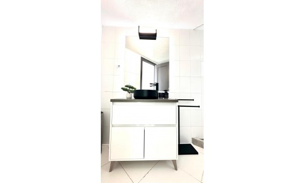 Sale - Apartment Flat -
Torrevieja - Centro