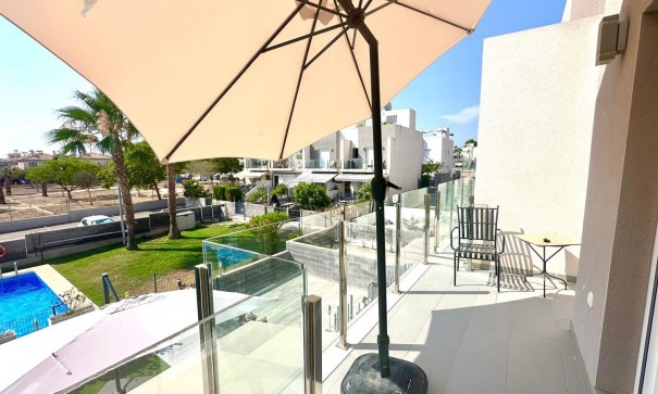 Återförsäljning - Radhus -
Torrevieja - Aguas Nuevas