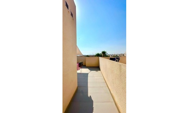 Återförsäljning - Radhus -
Torrevieja - Aguas Nuevas