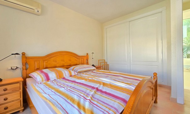 Venta - Chalet Independiente -
Orihuela Costa