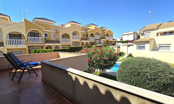Venta - Chalet Independiente -
Orihuela Costa