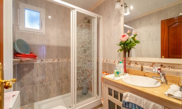 Sale - Apartment Flat -
Alicante - Centro