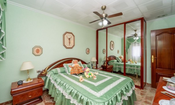 Sale - Apartment Flat -
Alicante - Centro