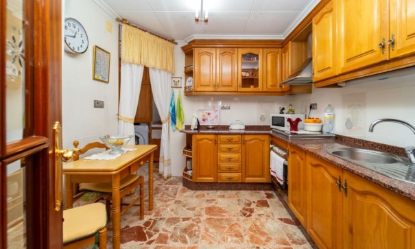 Sale - Apartment Flat -
Alicante - Centro