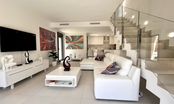 Sale - Detached Villa -
Torre de la Horadada