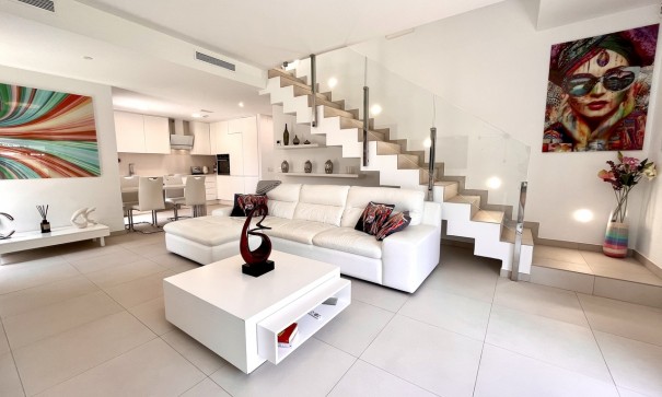 Sale - Detached Villa -
Torre de la Horadada