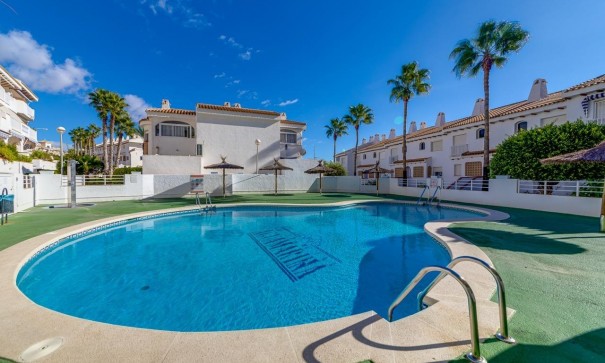 Revente - Appartement -
Orihuela Costa - Campoamor