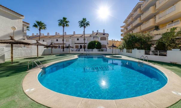 Revente - Appartement -
Orihuela Costa - Campoamor