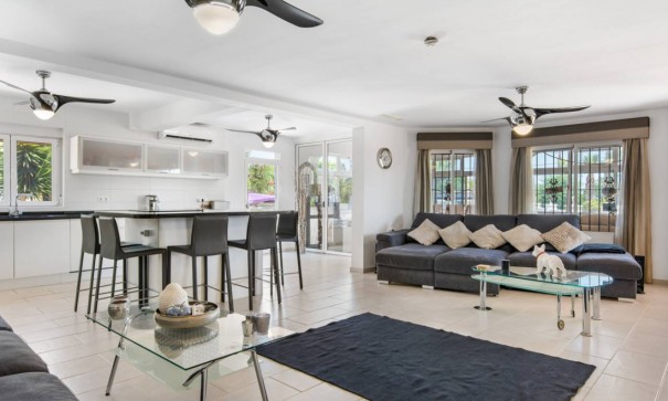 Sprzedaż - Finca nieruchomość wiejska -
Catral