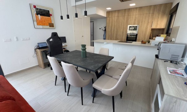 Videresalg - Fritliggende villa -
Algorfa - La Finca Golf Resort