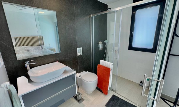 Videresalg - Fritliggende villa -
Algorfa - La Finca Golf Resort