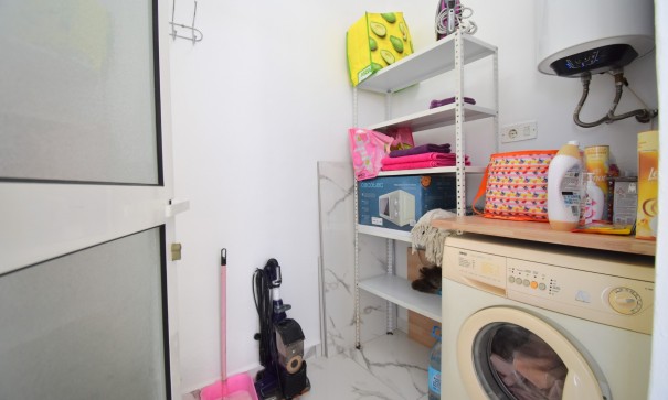 Återförsäljning - Lägenhet lägenhet -
Orihuela Costa - Villamartin