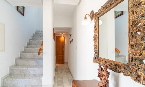 Herverkoop - Vrijstaande Villa -
Torrevieja - La Mata