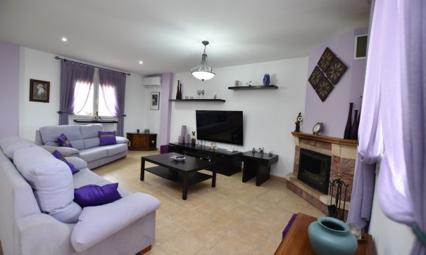 Sale - Detached Villa -
Algorfa - Montemar