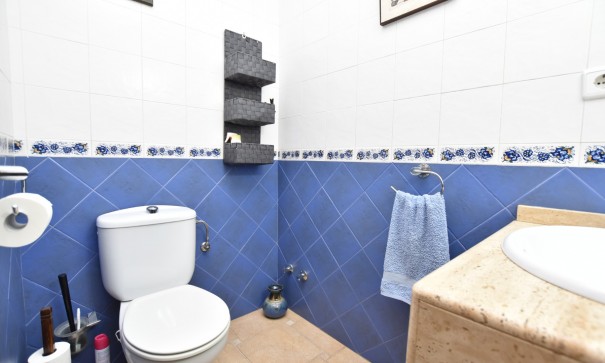 Sale - Detached Villa -
Algorfa - Montemar